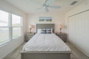 Room - Gilson Loop 489 (Wildwood)