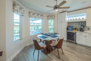 Dining - Gerardo Avenue 2129 (Lady Lake)