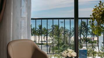 Deluxe Twin Sea View | Minibar, Zimmersafe, Schreibtisch, Verdunkelungsvorhänge