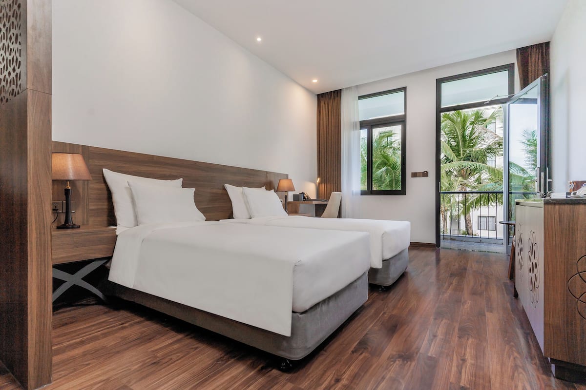 Superior Twin with Garden View