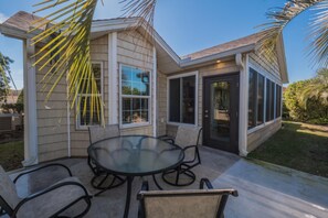 House, 2 Bedrooms | Balcony - Little Mountain Loop 2411 (The Villages)