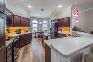 منزل - ٣ غرف نوم | مطبخ خاص