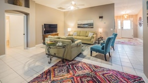 House, 3 Bedrooms | Living room - Soledad Way 1057 (Lady Lake)