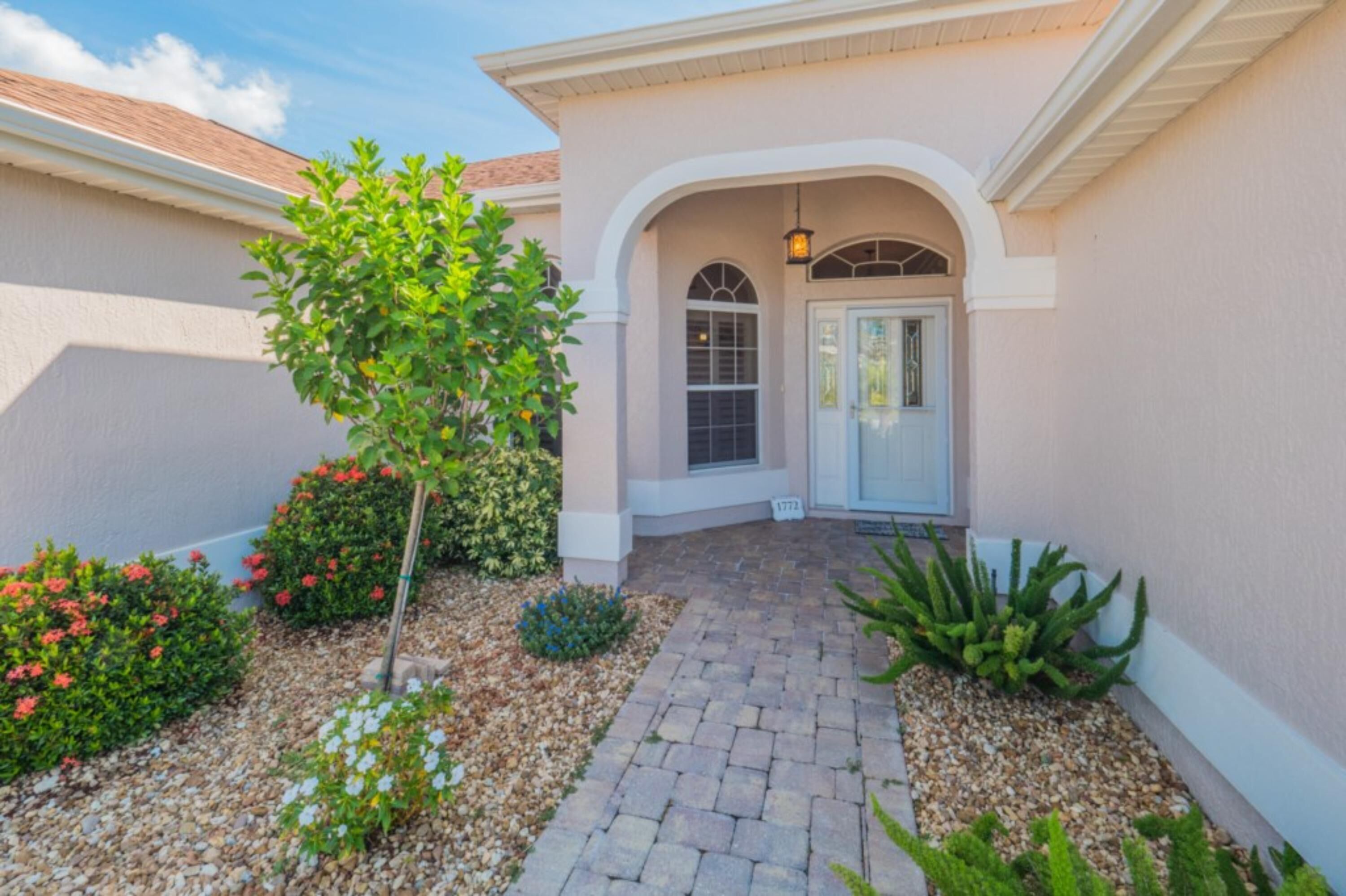 House, 3 Bedrooms | Exterior