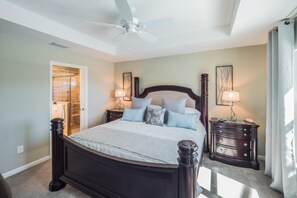 Room - Waterman Way 824 (Wildwood)