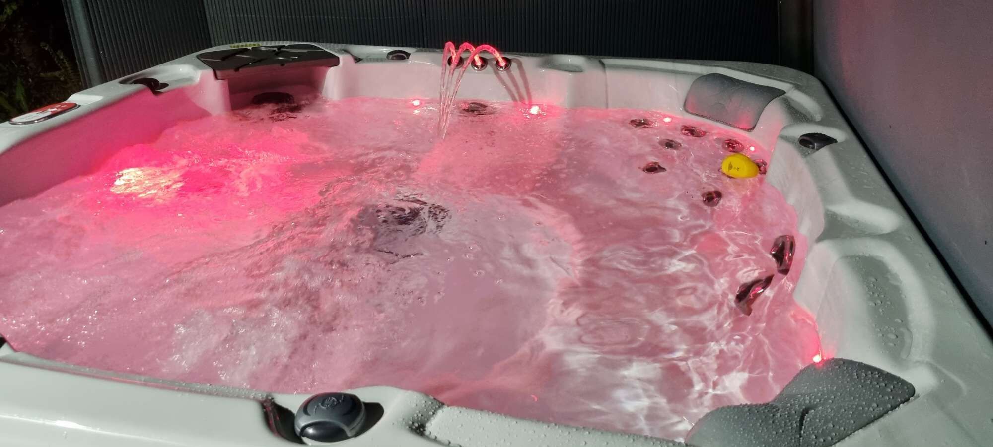 室外 SPA 浴池