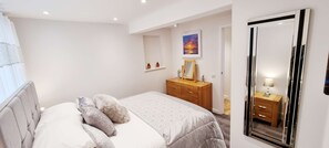 1 chambre, fer et planche à repasser, Wi-Fi, draps fournis