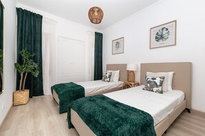 3 quartos, Wi-Fi de cortesia, roupa de cama