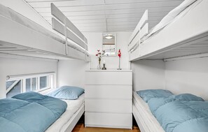 2 bedrooms, free WiFi