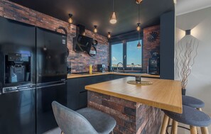 Kühlschrank, Ofen, Herdplatte, Geschirrspüler