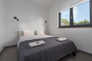 3 室のベッドルーム、インターネット