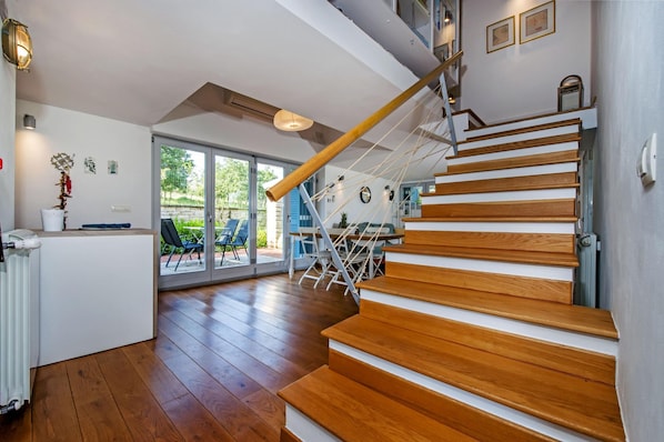 Villa, fumeurs | 2 chambres