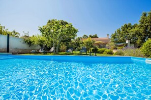 Villa, fumeurs | 2 chambres