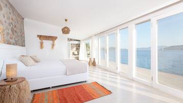 Senior Room, Sea View | Premium bedding, individually decorated, individually furnished