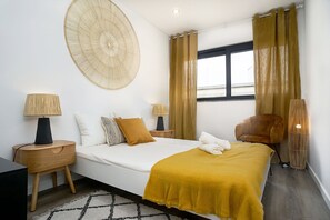 1 chambre, fer et planche à repasser, Wi-Fi gratuit, draps fournis