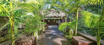 Bliss Private Villa - Sanctuary, The Pocket, Byron