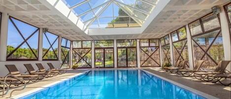 Innenpool, Außenpool