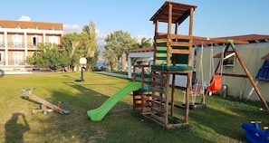 Children’s play area – outdoor - Palatino Hotel (Kefalonia)