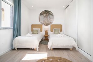 3 habitaciones, tabla de planchar con plancha y wifi gratis 