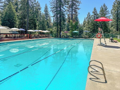 Apache Pines w/ A/C, Decks & Rec Access