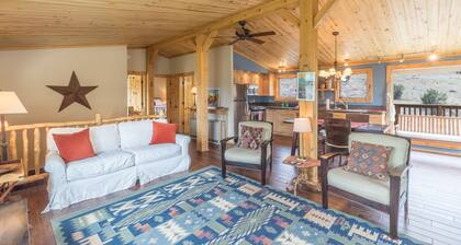 Unmatched Panoramic Mountain Views | Pet Friendly | Walk to Downtown Creede