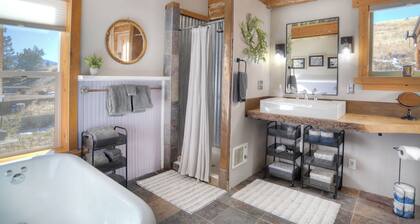 Recently Remodled | Charming Home | Spectacular Views of Creede