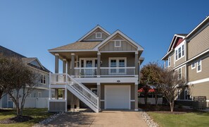 Exterior - Whalecome Inn: New Private Saltwater Pool, Currituck Club Amenities (Corolla)