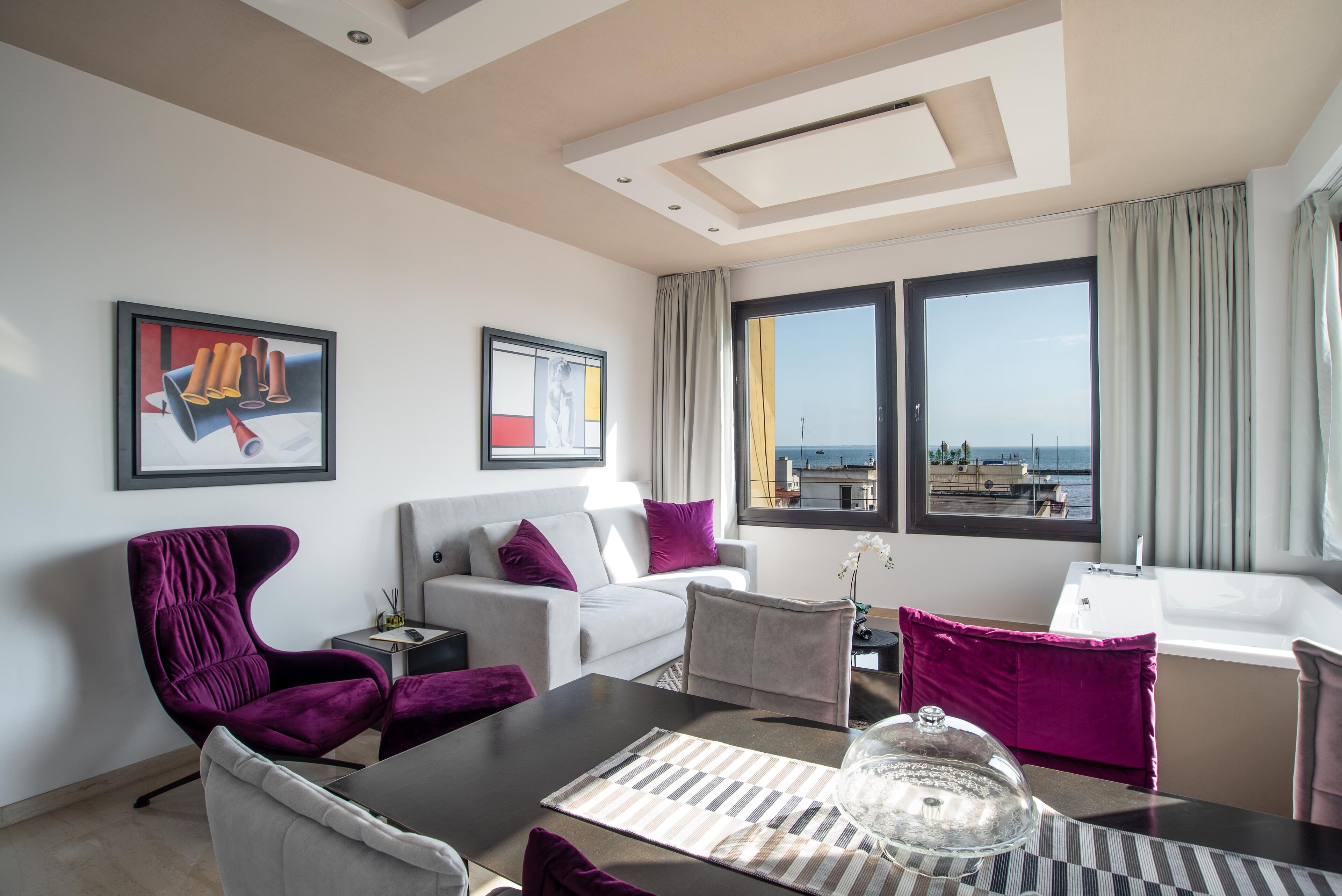 Executive Apartment, 2 Bedrooms, Jetted Tub, Sea View | Ruang tamu