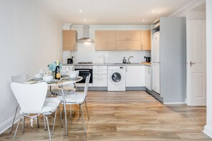 Apartment | Private kitchen | Fridge, microwave, oven, stovetop