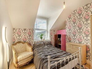 3 Schlafzimmer, kostenloses WLAN, Bettwäsche