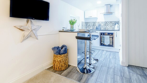 Private kitchen - 1 bedroom accommodation in Cheddar (Cheddar)