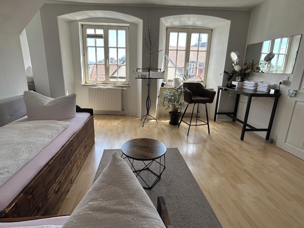 3 chambres, bureau, fer et planche Ă repasser, Wi-Fi gratuit