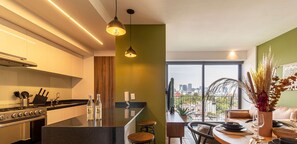 Fridge, microwave, oven, stovetop