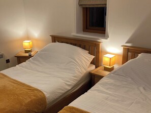 2 habitaciones, wifi gratis y ropa de cama 