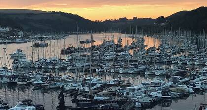 2 bedroom accommodation in Kingswear