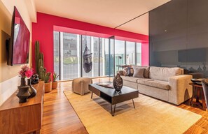 テレビ、書斎 / ワークスペース