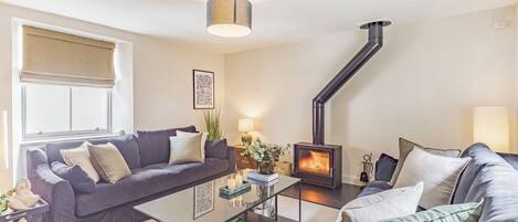 Fireplace, Netflix, streaming services