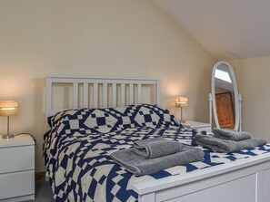 3 habitaciones y ropa de cama