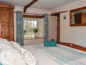 2 bedrooms, free WiFi, bed sheets - 2 bedroom accommodation in Carperby, Leyburn (Carperby, Leyburn)
