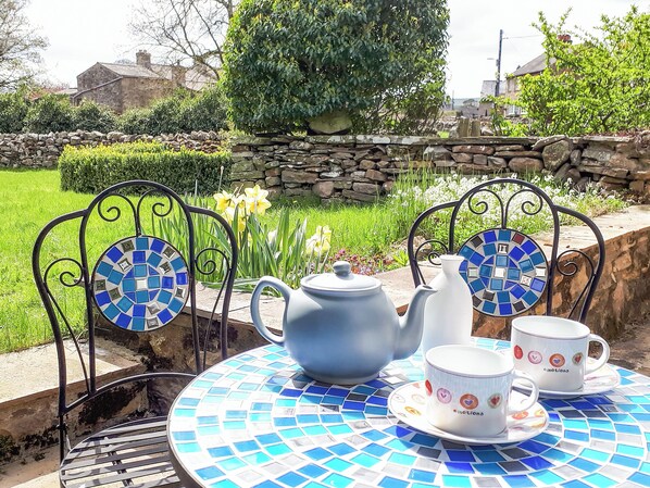 Outdoor dining - 2 bedroom accommodation in Carperby, Leyburn (Carperby, Leyburn)