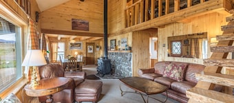 Creede Cabin - Dogs Welcome - Amazing Views - Large Deck