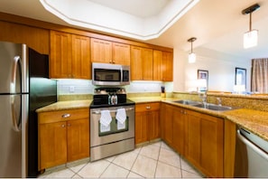 Private kitchen - Marriott Cypress Harbour 2 Bed 2 Bath Villa (Orlando)