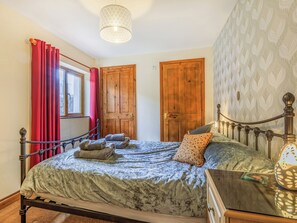 3 bedrooms, free WiFi, bed sheets