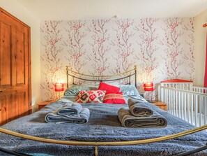 3 Schlafzimmer, kostenloses WLAN, Bettwäsche