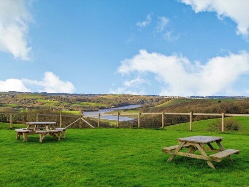 The Threshing Barn - UK35754