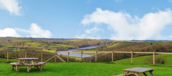The Threshing Barn - UK35754