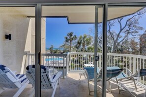 Property grounds - 206 Barrington Arms- OCEANFRONT and BEAUTIFUL (Hilton Head Island)