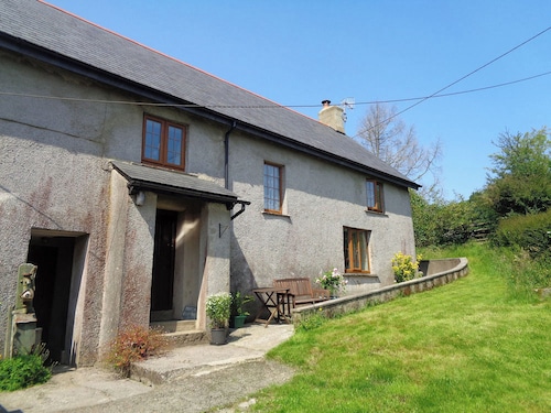 East Hook Holiday Cottages - Daisy Cottage
