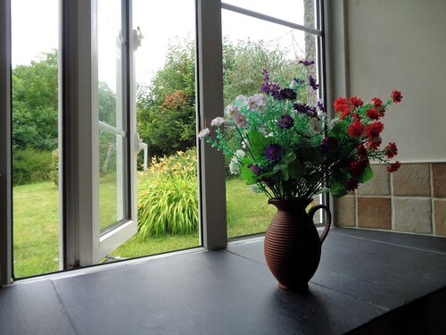 East Hook Holiday Cottages - Daisy Cottage