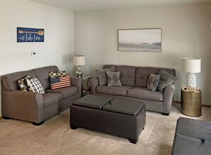 TV connectée, jeux vidéo, livres, écrans d'ordinateur